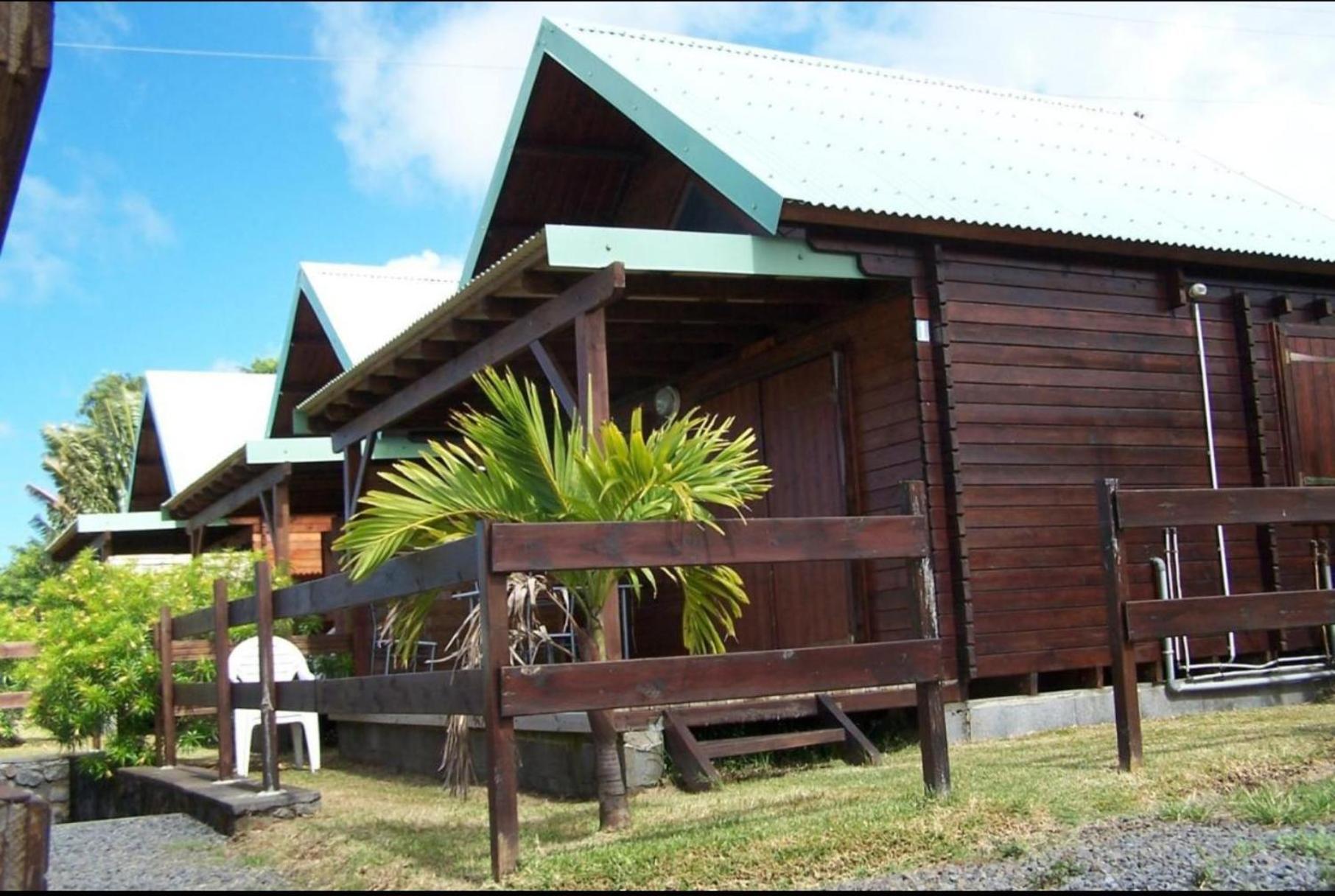 Les Bungalows Les Vanilliers, Sud Sauvage Avec Piscine Saint-Joseph Kültér fotó